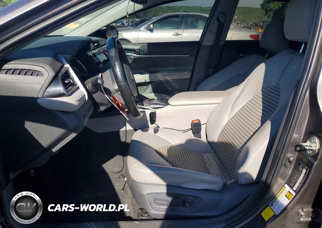 2019 Toyota Camry Se VIN:4T1B11HKXKU794739 - 7