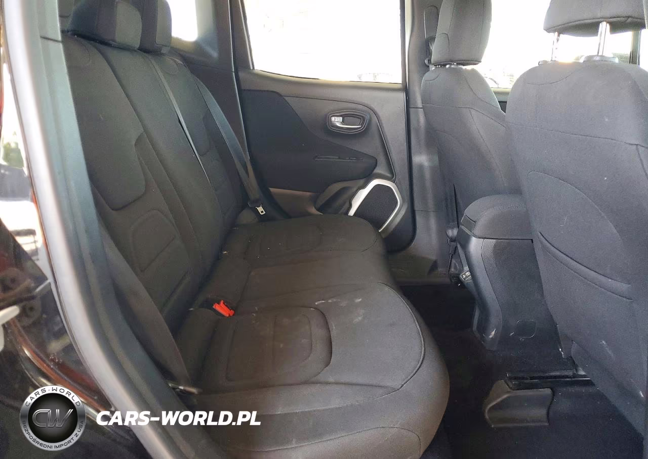 2018 Jeep Renegade Latitude VIN:ZACCJABB7JPH04576 - 11