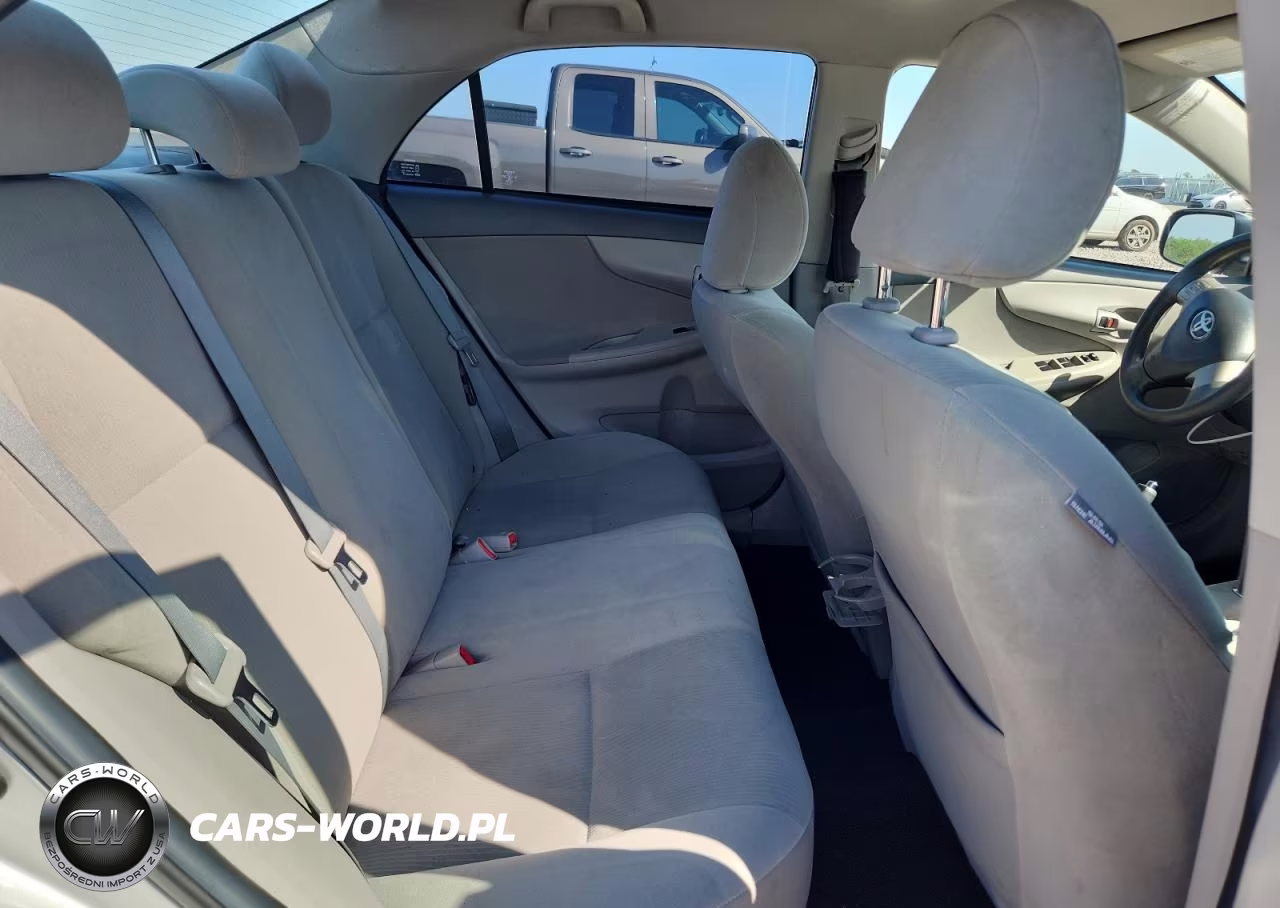 2013 Toyota Corolla Le VIN:5YFBU4EE7DP218179 - 10