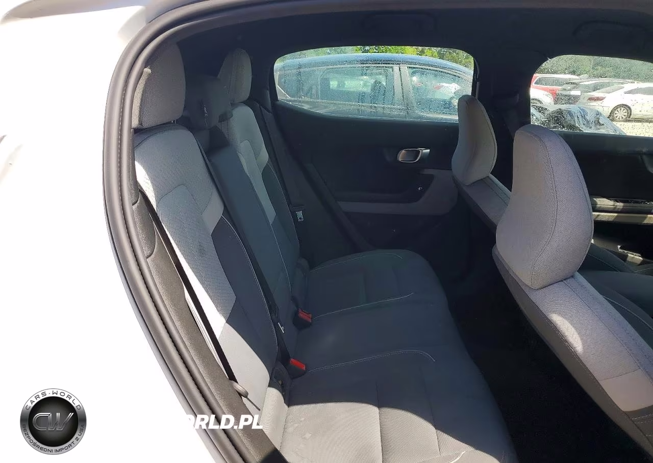 2023 Polestar 2 VIN:YSMED3KAXPL143052 - 11