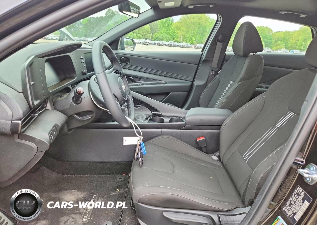 2026 Hyundai Elantra Sel Sport Premium VIN:KMHLS4DG5TU146246 - 7