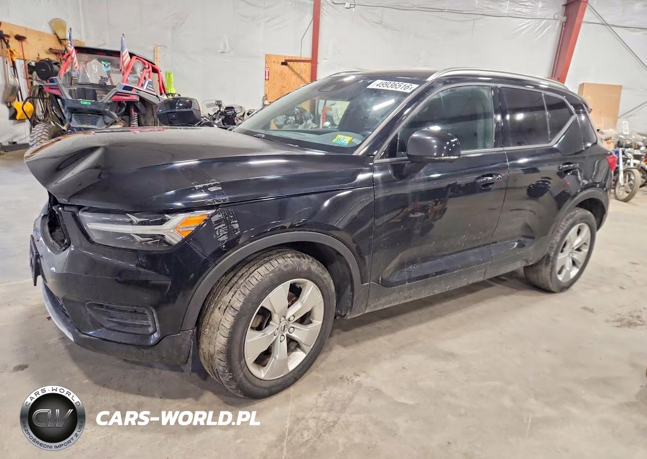 2020 Volvo Xc40 T5 Momentum