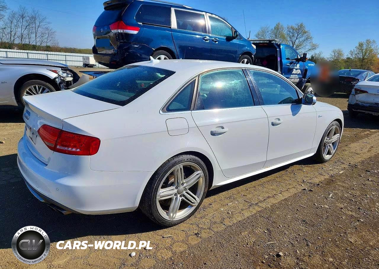 2011 Audi S4 Premium Plus VIN:WAUBGAFL7BA109867 - 3