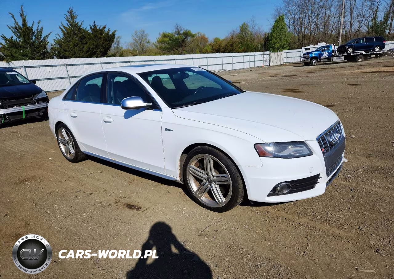 2011 Audi S4 Premium Plus VIN:WAUBGAFL7BA109867 - 4