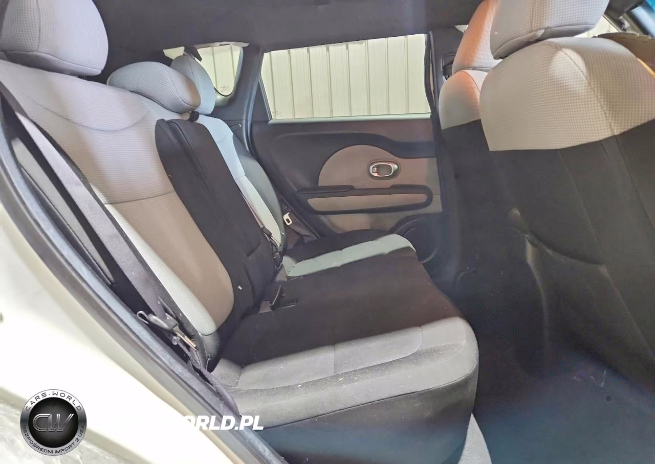 2014 Kia Soul Base VIN:KNDJN2A27E7110673 - 10