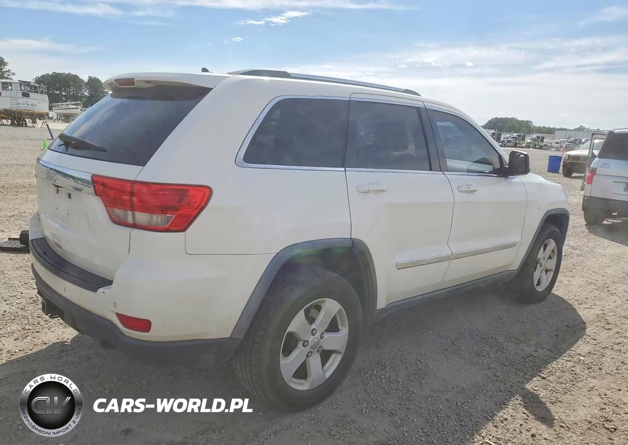 2011 Jeep Grand Cherokee Laredo VIN:1J4RR4GG6BC54887 - 3