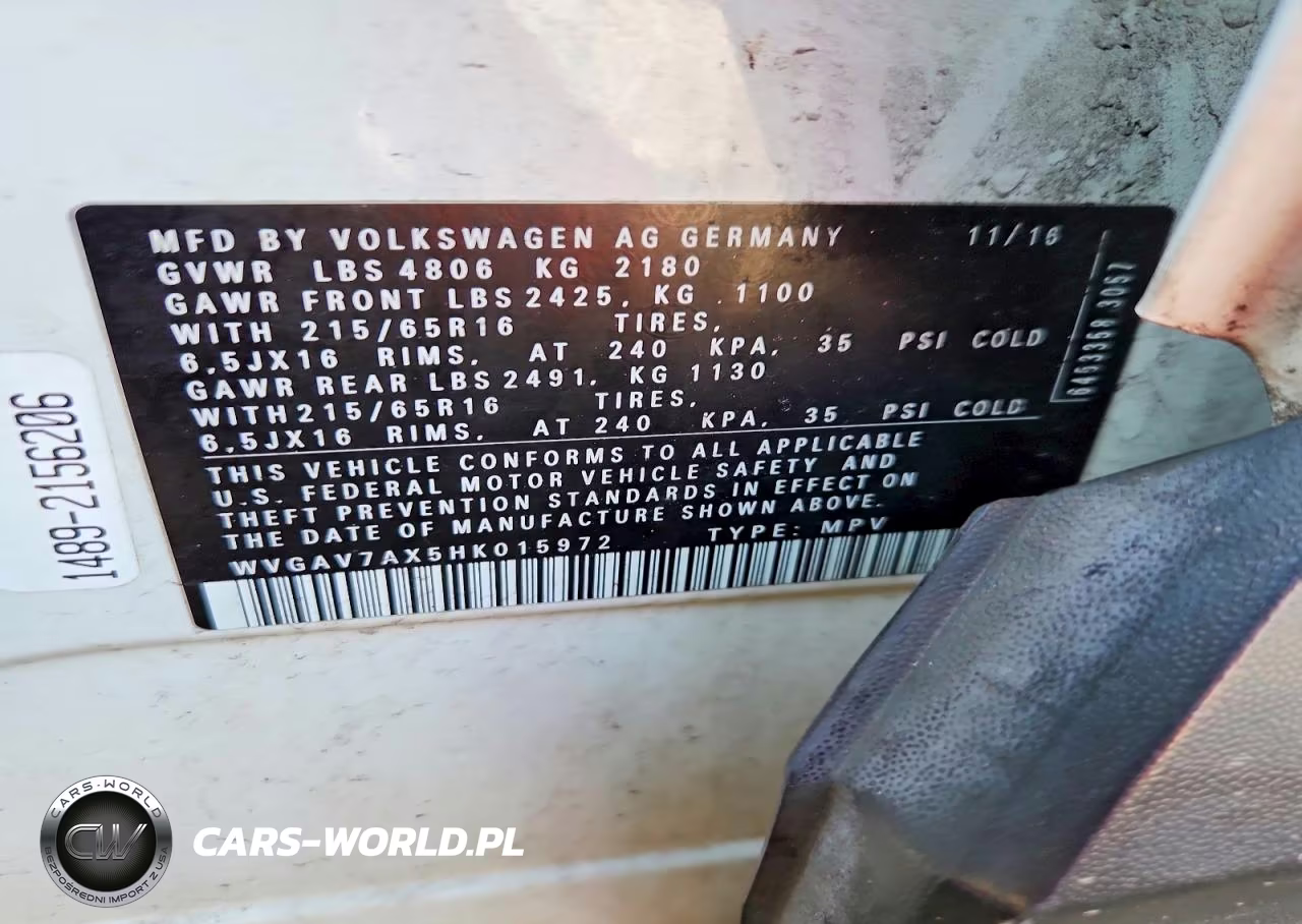 2017 Volkswagen Tiguan S VIN:WVGAV7AX5HK015972 - 13