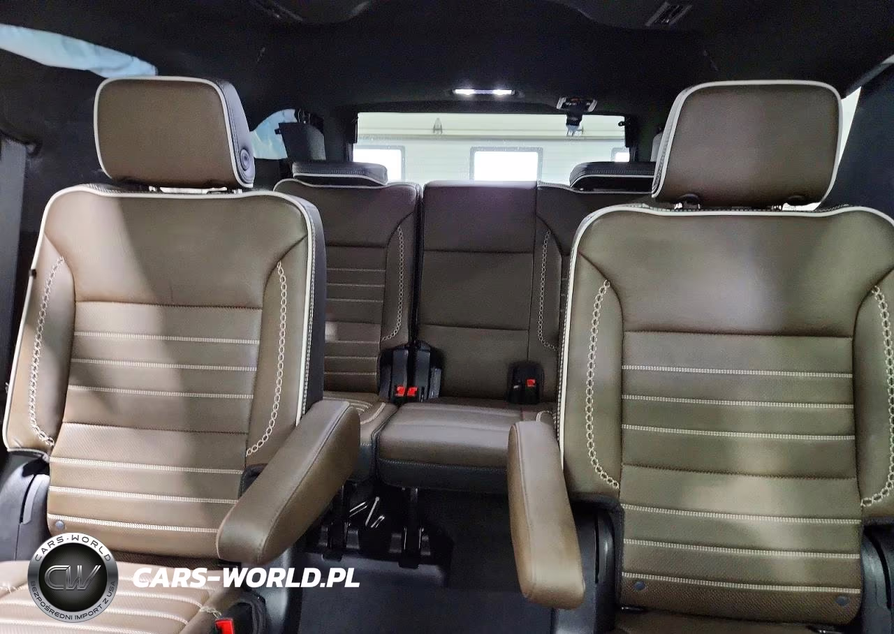 2025 GMC Yukon Denali Ultimate VIN:1GKS2ERL6SR282094 - 10