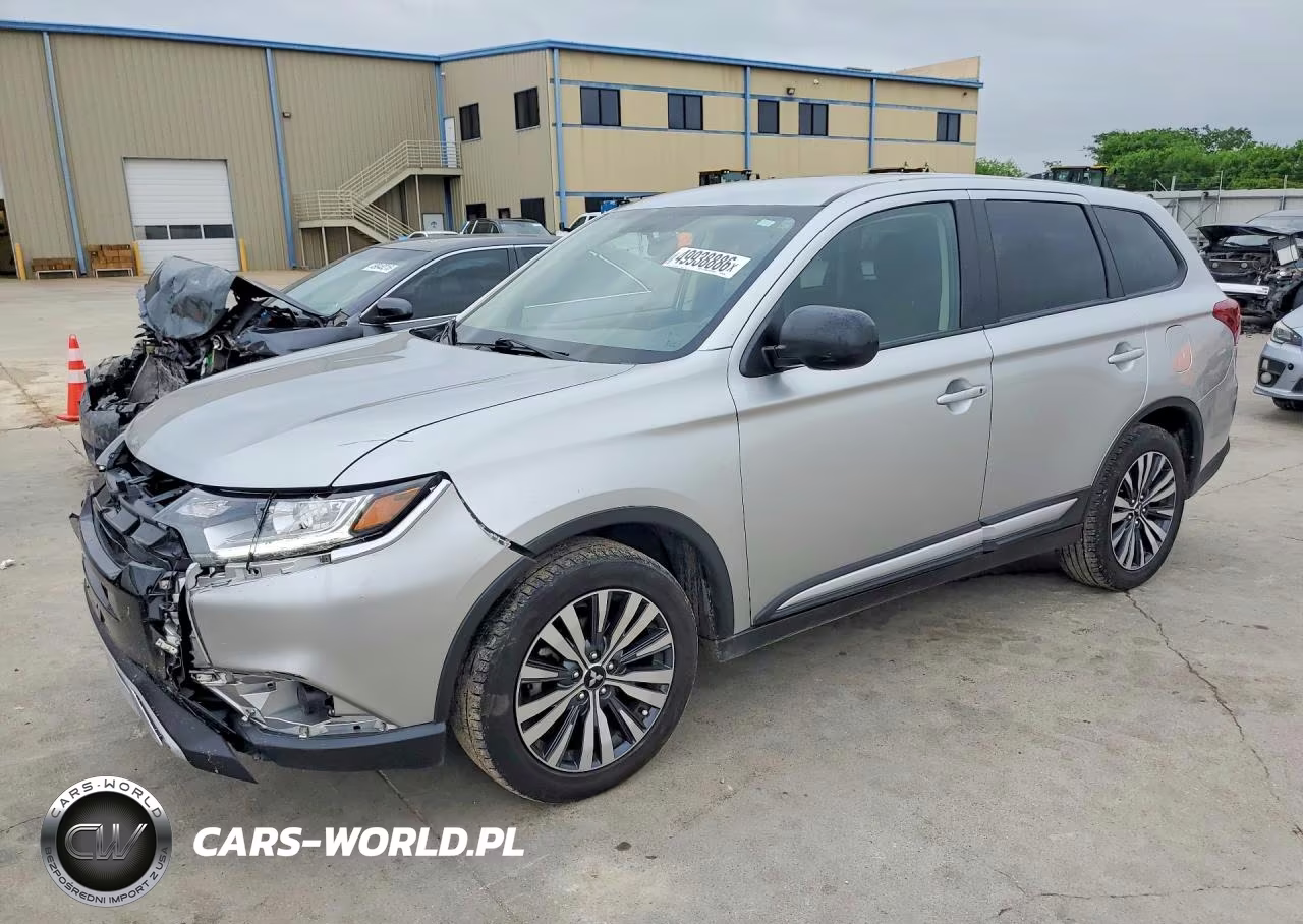 2020 Mitsubishi Outlander Es