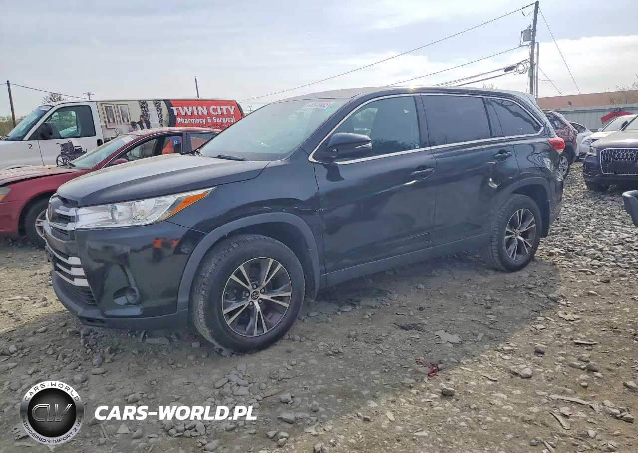 2019 Toyota Highlander Le