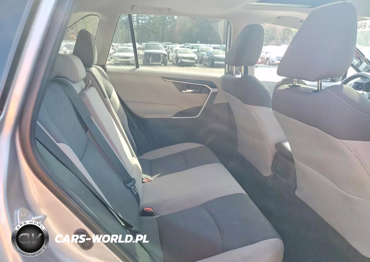 2021 Toyota Rav4 Xle VIN:2T3P1RFV6MC157750 - 11