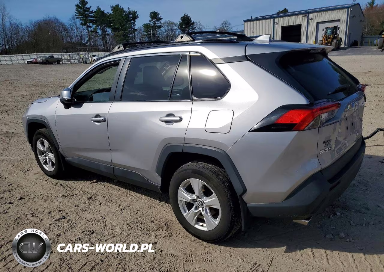 2021 Toyota Rav4 Xle VIN:2T3P1RFV6MC157750 - 2