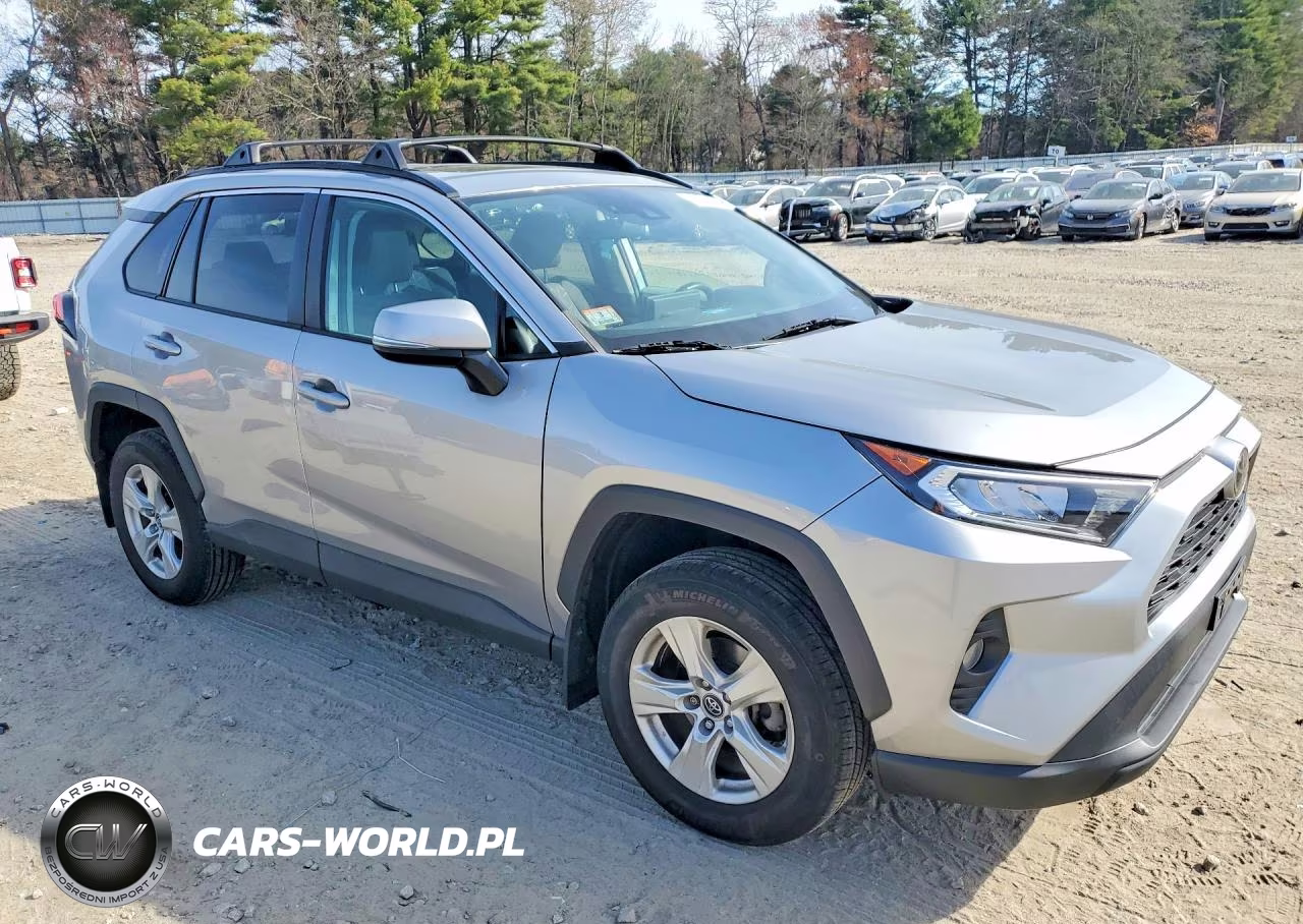 2021 Toyota Rav4 Xle VIN:2T3P1RFV6MC157750 - 4