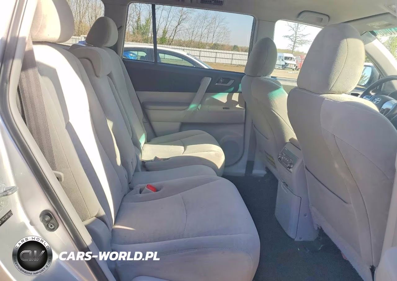 2013 Toyota Highlander Plus VIN:5TDBK3EH6DS190554 - 11