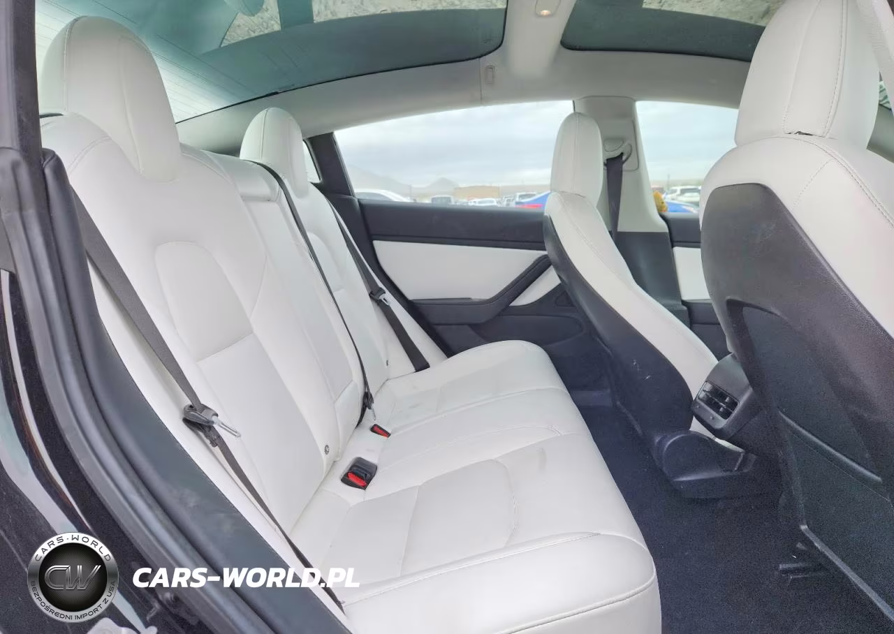 2018 Tesla Model 3 VIN:5YJ3E1EBXJF085527 - 10