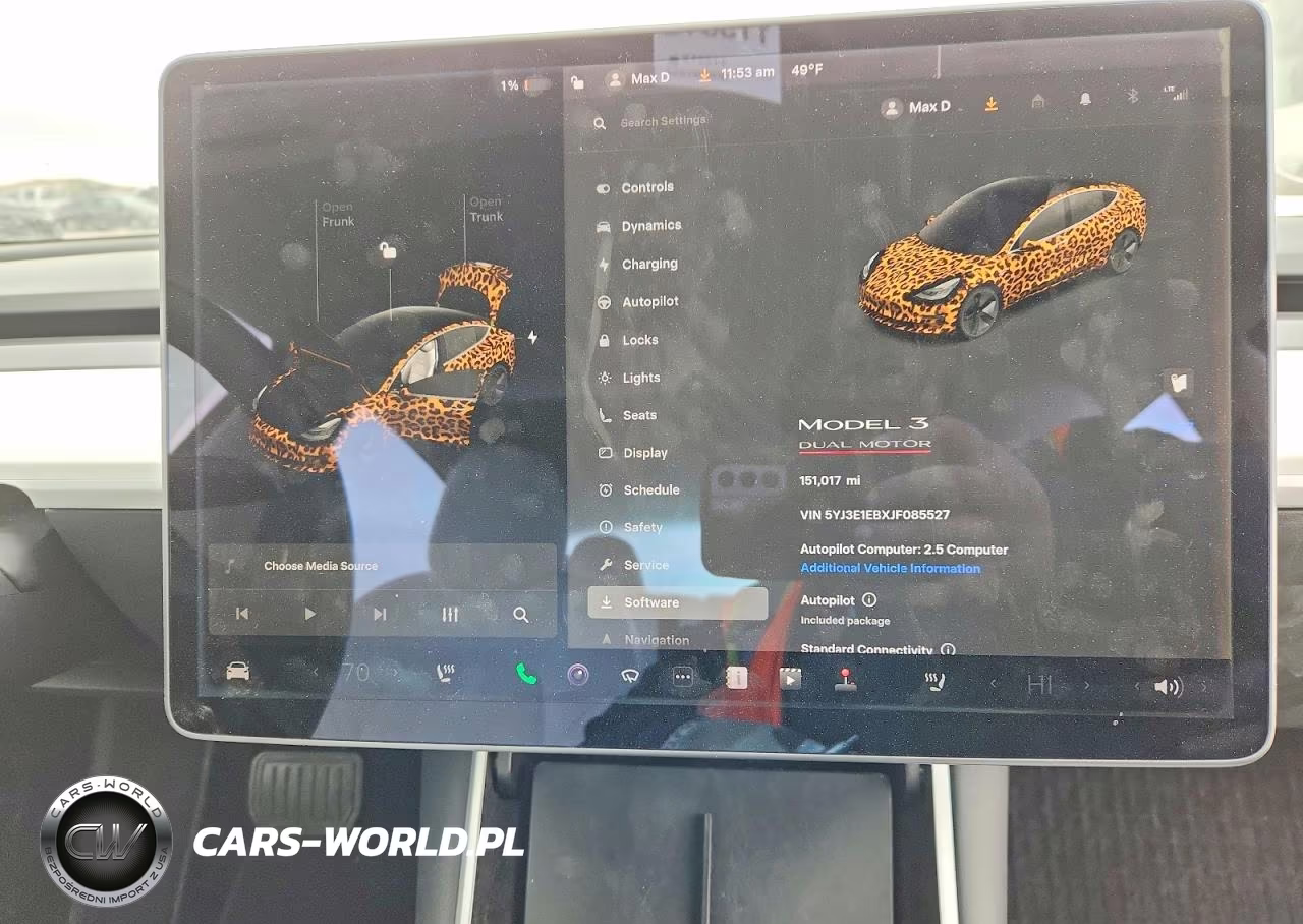 2018 Tesla Model 3 VIN:5YJ3E1EBXJF085527 - 9