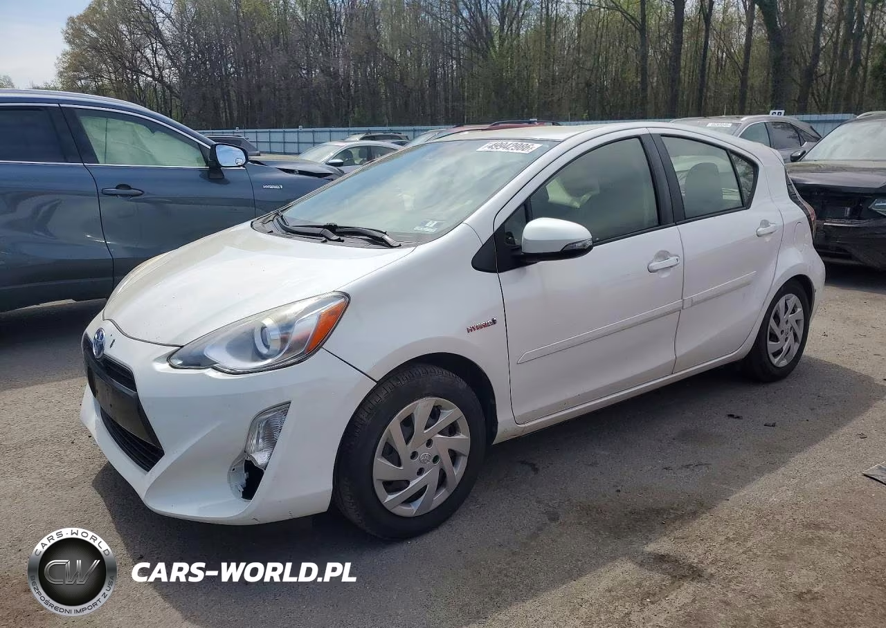 2015 Toyota Prius C Two