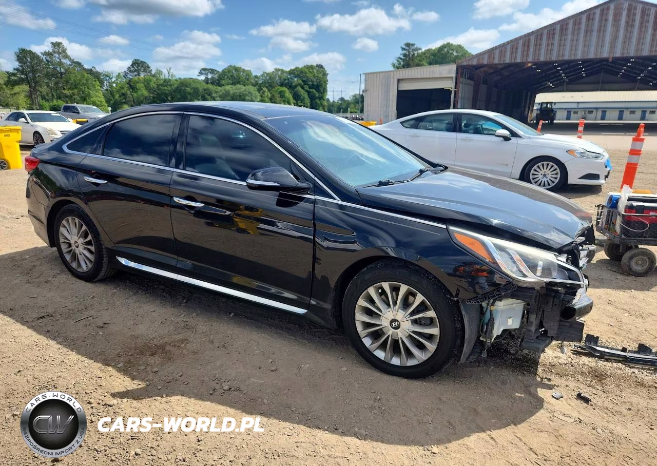 2015 Hyundai Sonata Limited VIN:5NPE34AF4FH019170 - 4