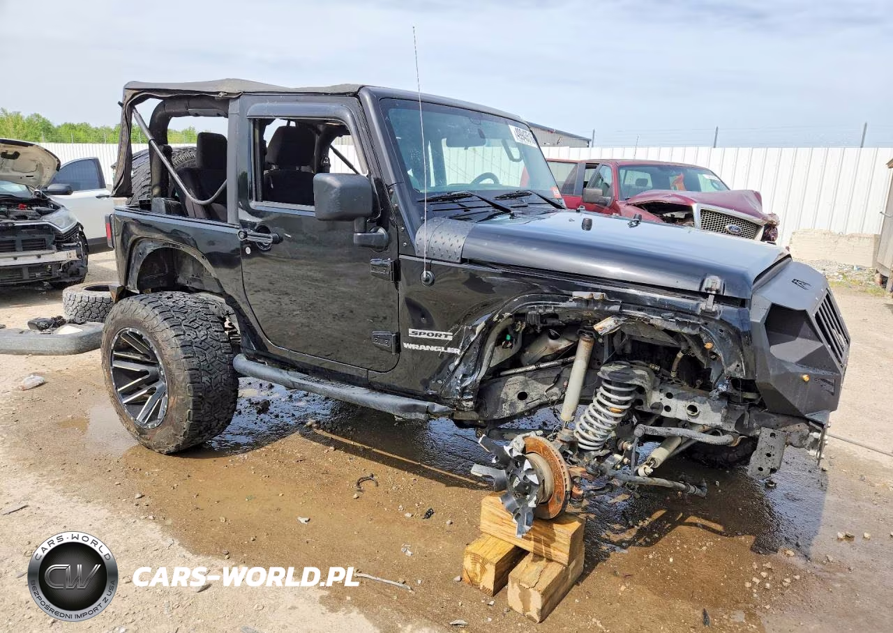 2013 Jeep Wrangler Sport VIN:1C4AJWAG1DL542373 - 4