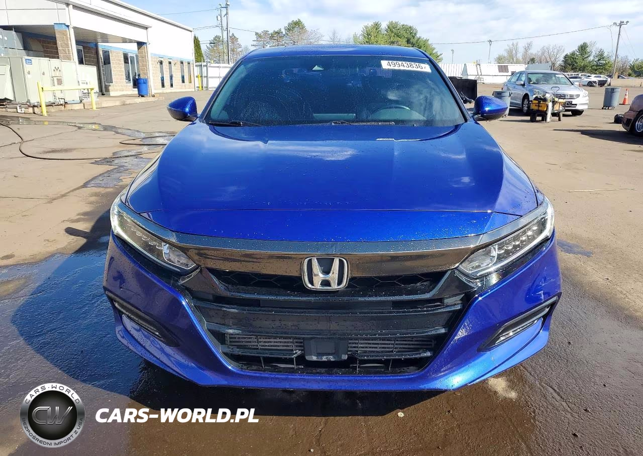 2018 Honda Accord Sport VIN:1HGCV1F39JA104361 - 5