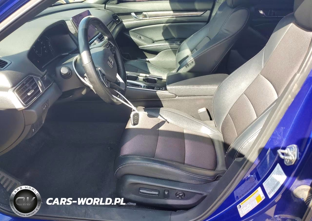 2018 Honda Accord Sport VIN:1HGCV1F39JA104361 - 7