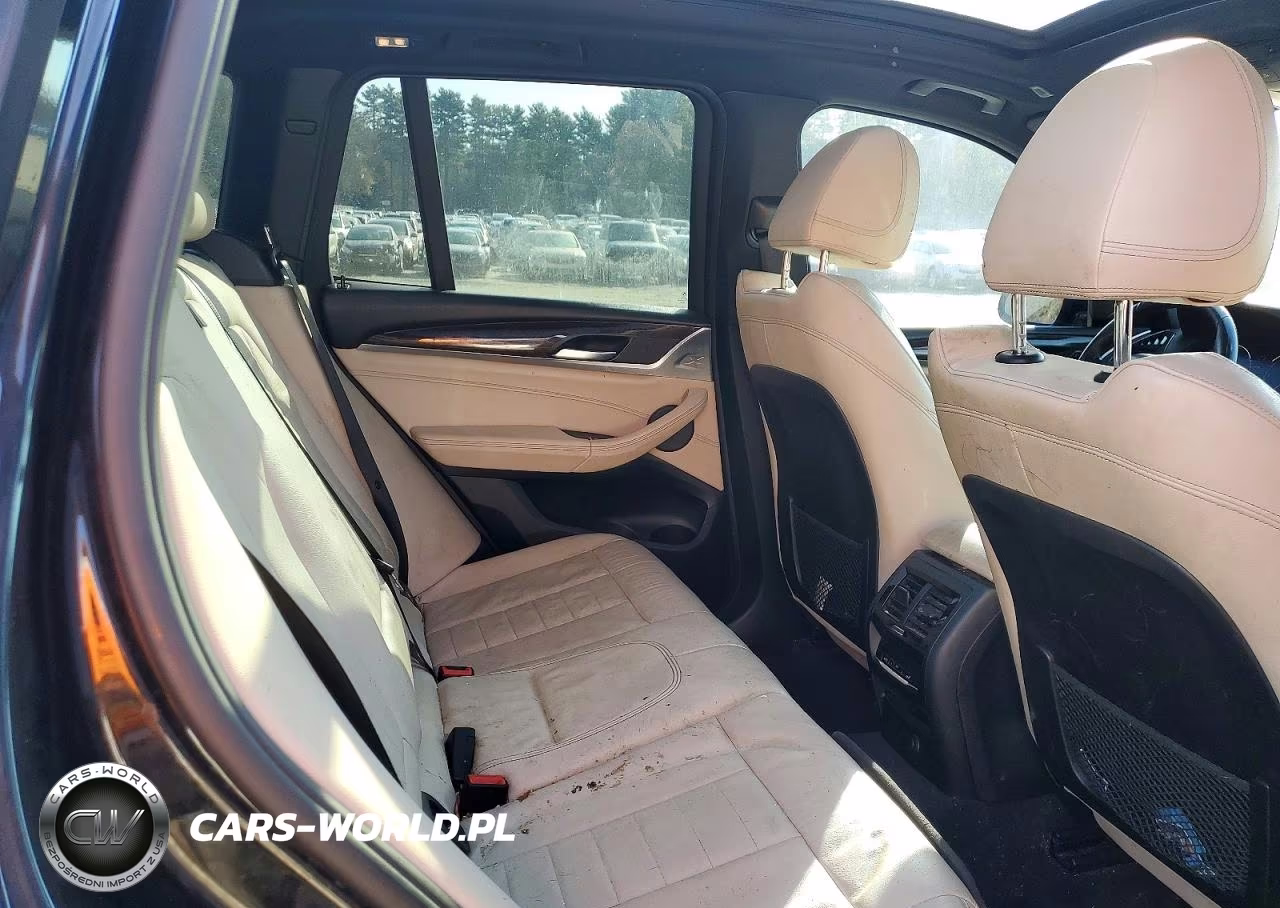 2018 BMW X3 xDrive30I VIN:5UXTR9C55JLC79221 - 11