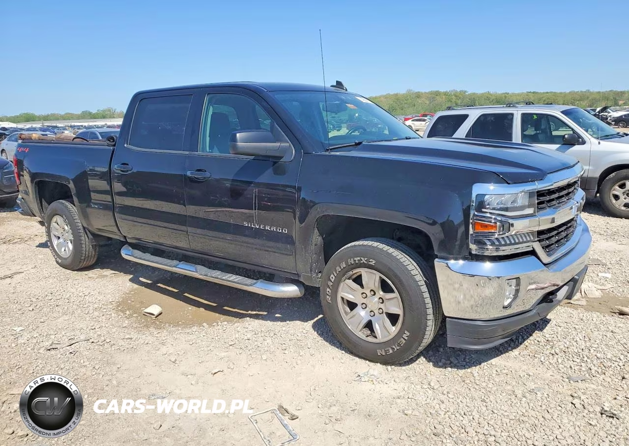 2018 Chevrolet Silverado K1500 Lt VIN:3GCUKREC1JG426053 - 4