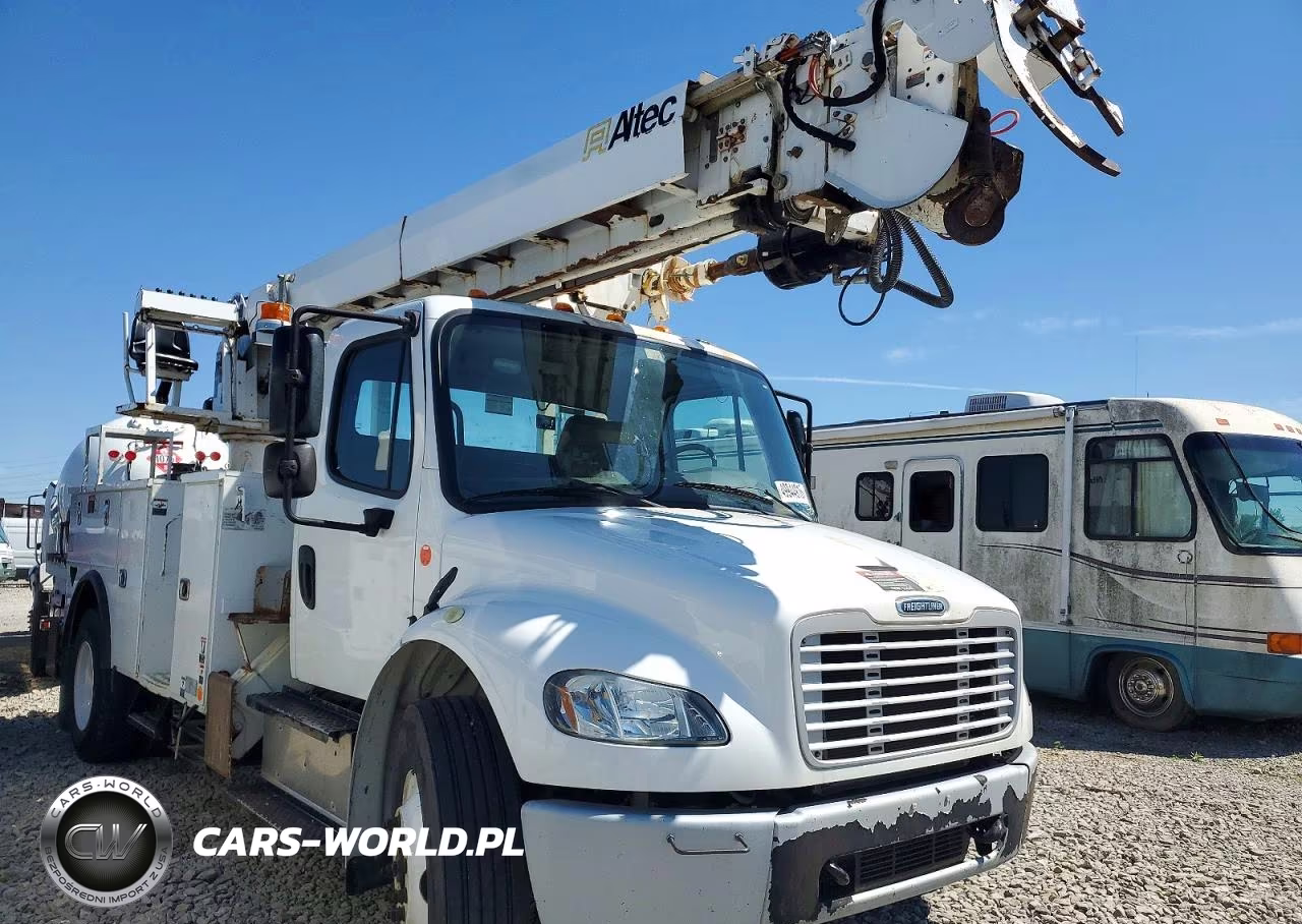 2015 Freightliner Business Class M2 Digger Derrick