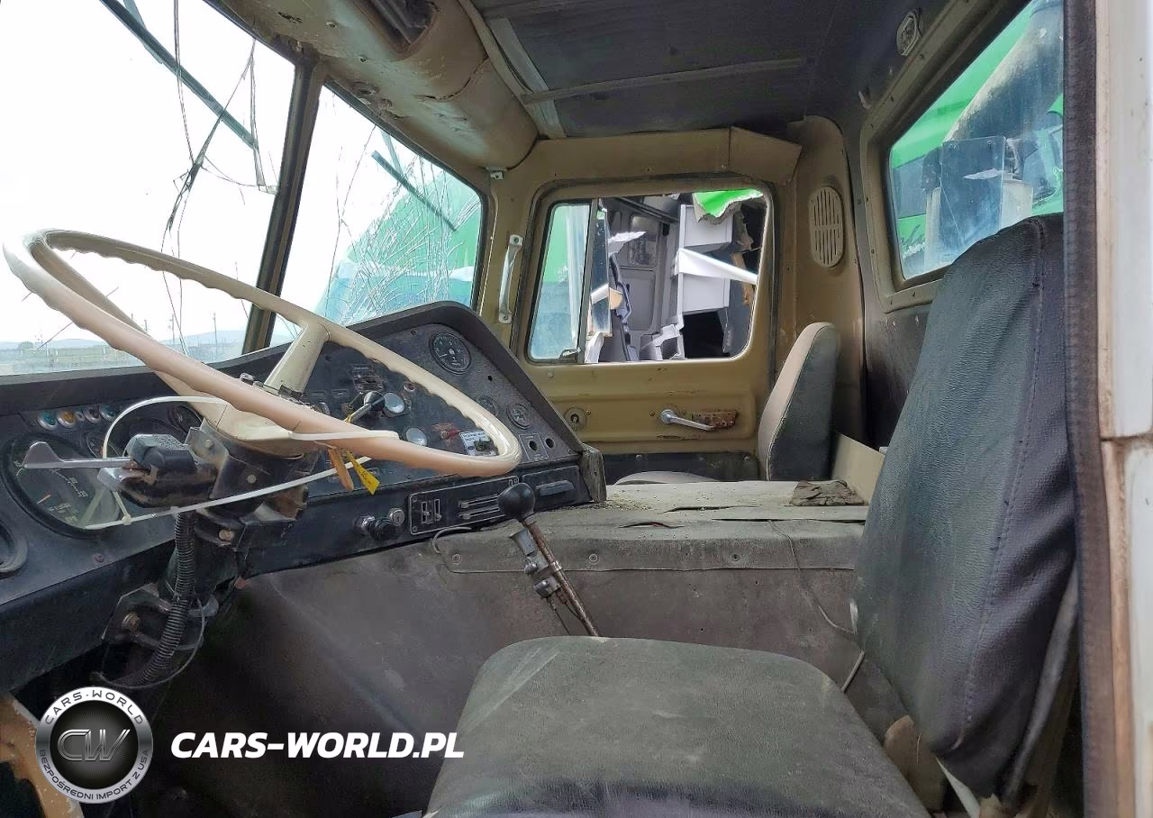 1977 International Semi Truck VIN:E2327HGA10613 - 5