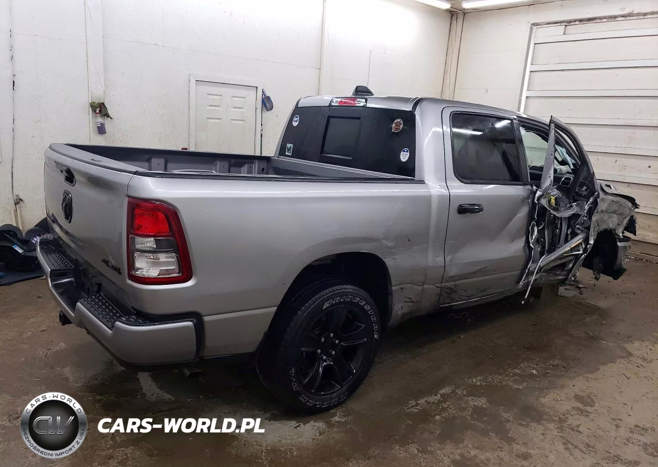 2023 Ram 1500 Big Horn VIN:1C6RRFFG2PN643846 - 3