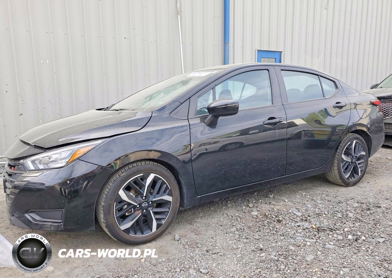 2024 Nissan Versa Sr