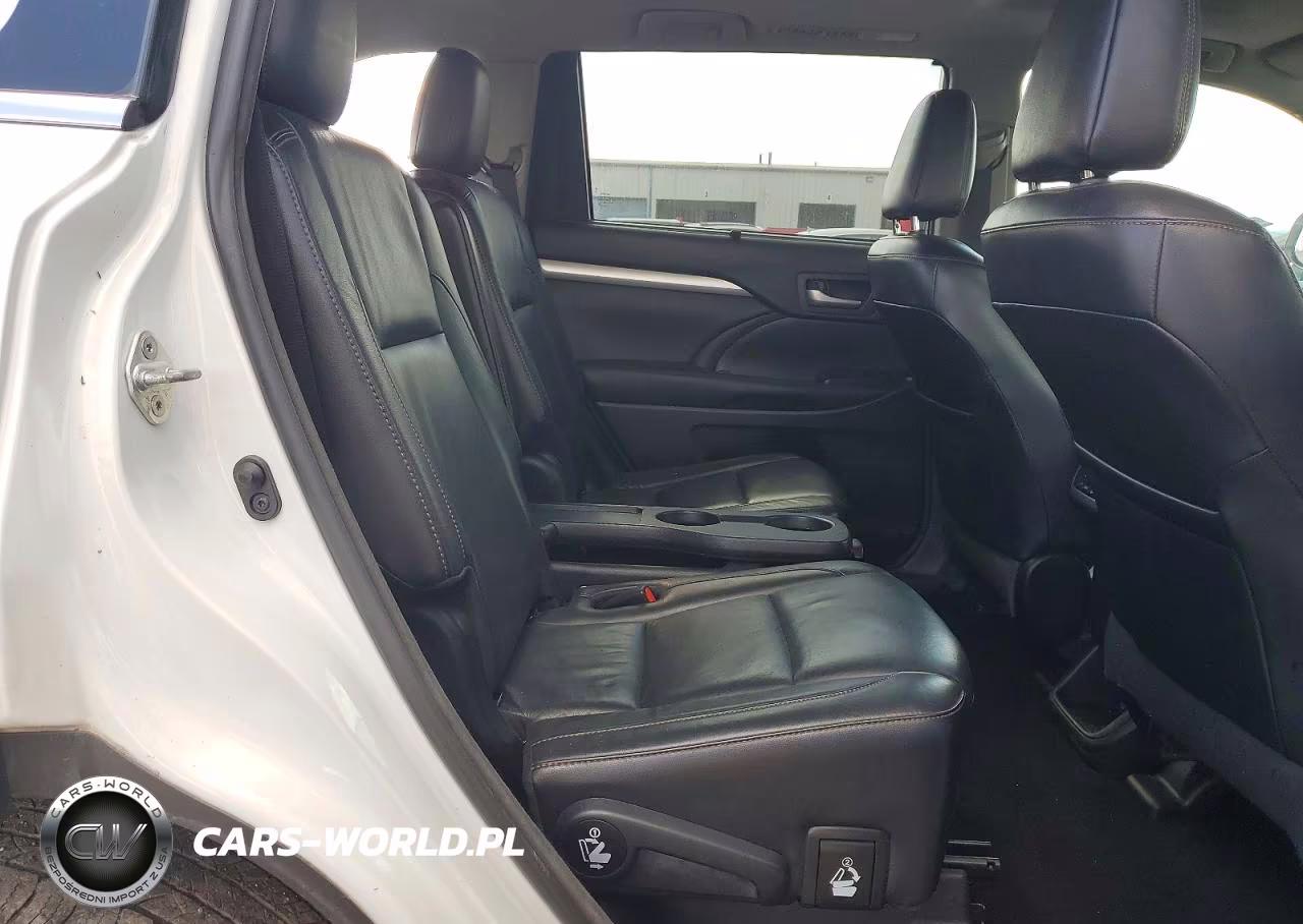 2018 Toyota Highlander Xle VIN:5TDJZRFH0JS525747 - 11