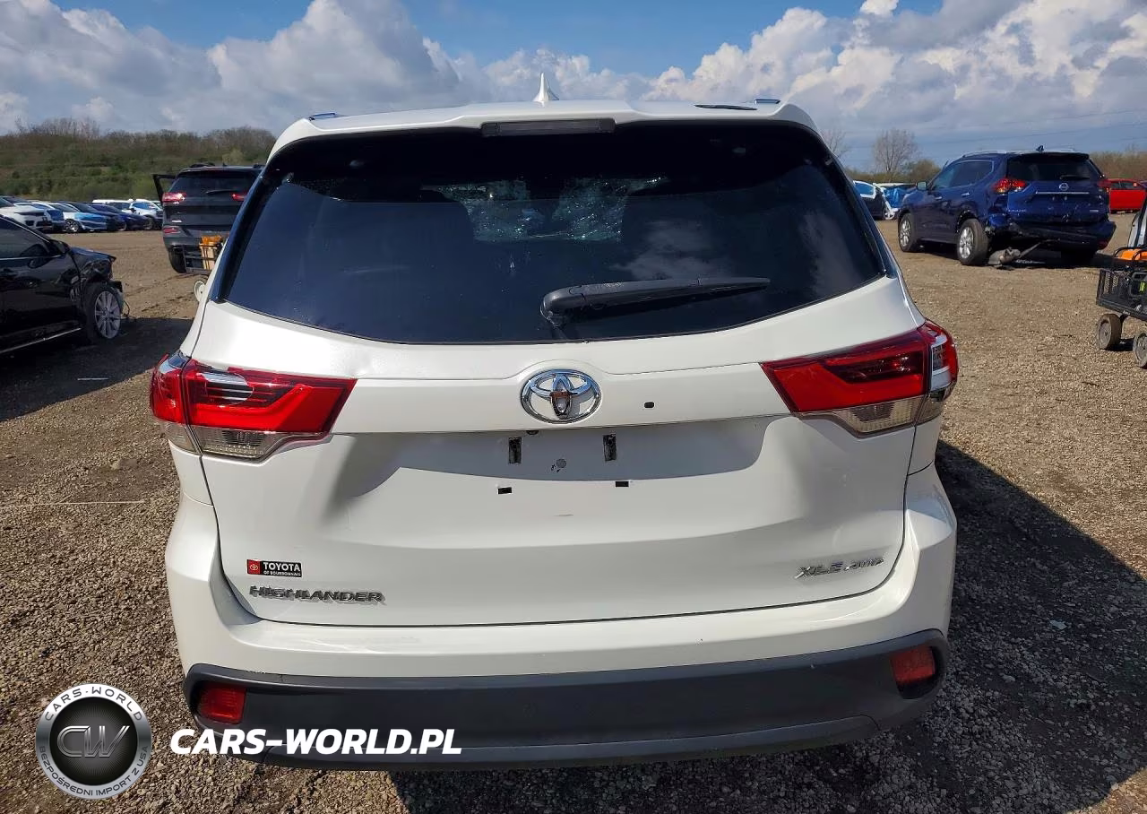 2018 Toyota Highlander Xle VIN:5TDJZRFH0JS525747 - 6