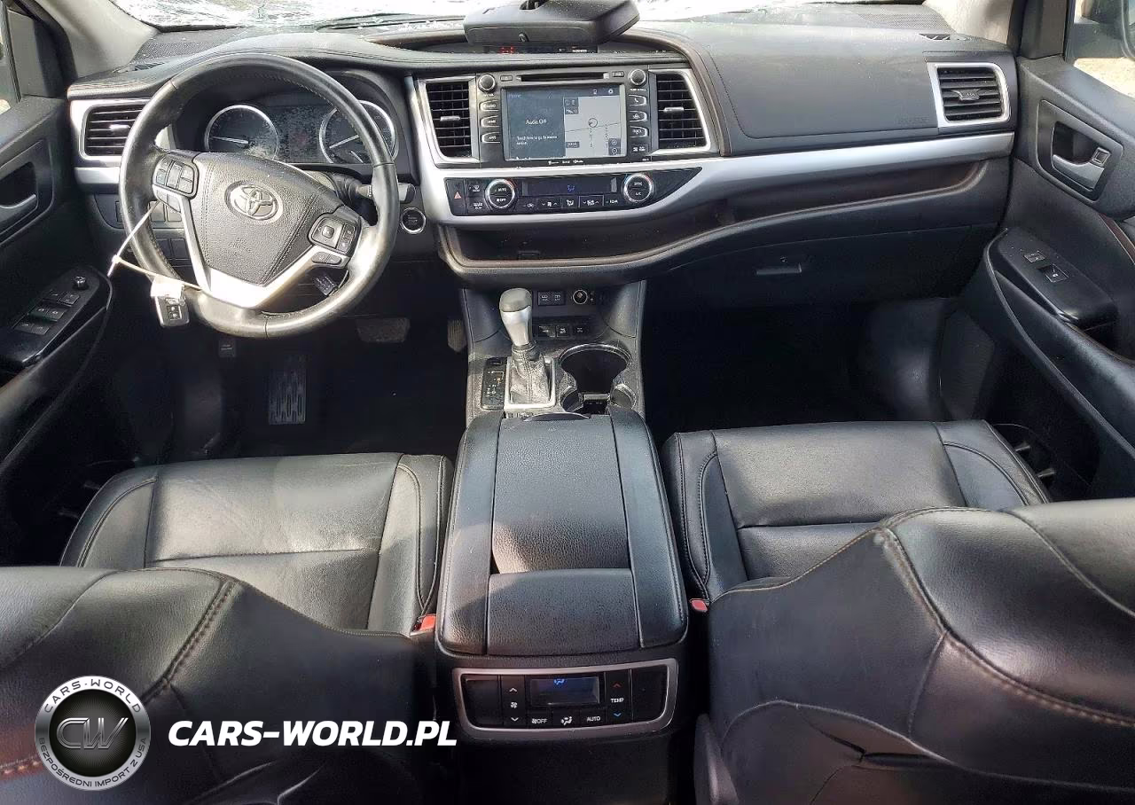 2018 Toyota Highlander Xle VIN:5TDJZRFH0JS525747 - 8