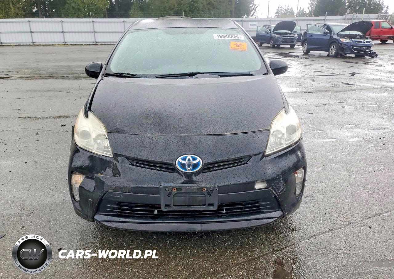 2015 Toyota Prius Two VIN:JTDKN3DU3F1982067 - 5