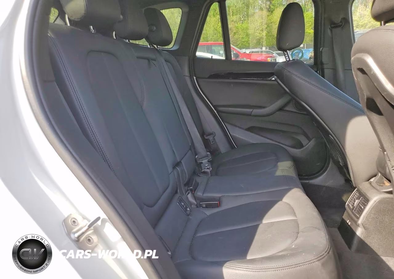 2020 BMW X1 xDrive28I VIN:WBXJG9C03L5R60097 - 11