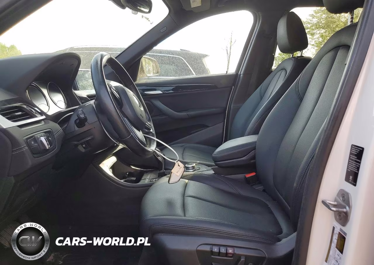 2020 BMW X1 xDrive28I VIN:WBXJG9C03L5R60097 - 7