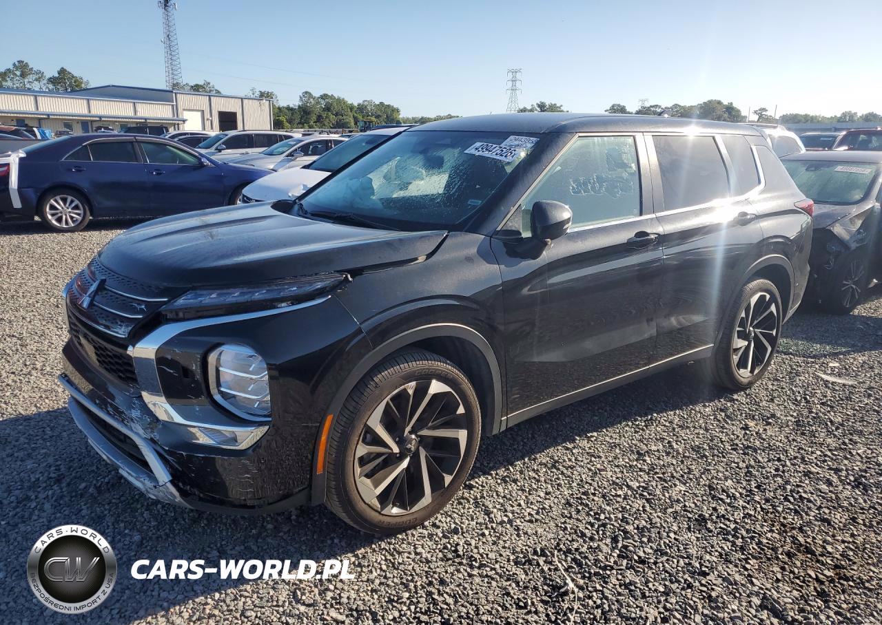 2024 Mitsubishi Outlander Se