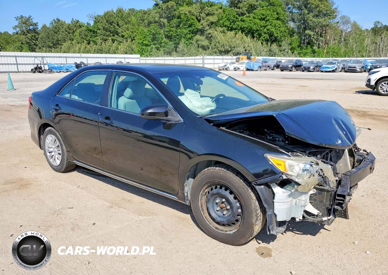 2014 Toyota Camry Le VIN:4T4BF1FK8ER410861 - 4