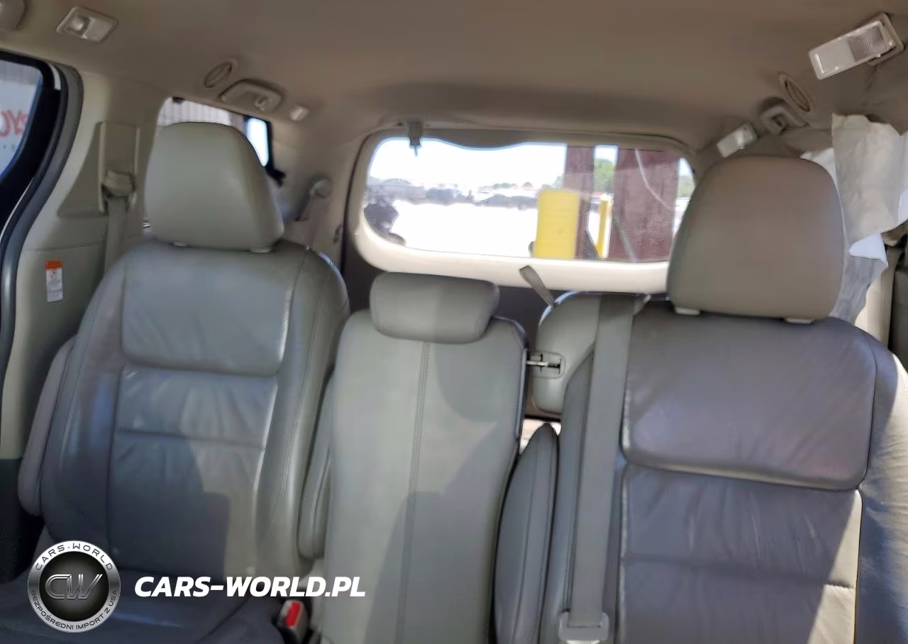 2015 Toyota Sienna Xle 8-Passenger VIN:5TDYK3DC9FS677749 - 10