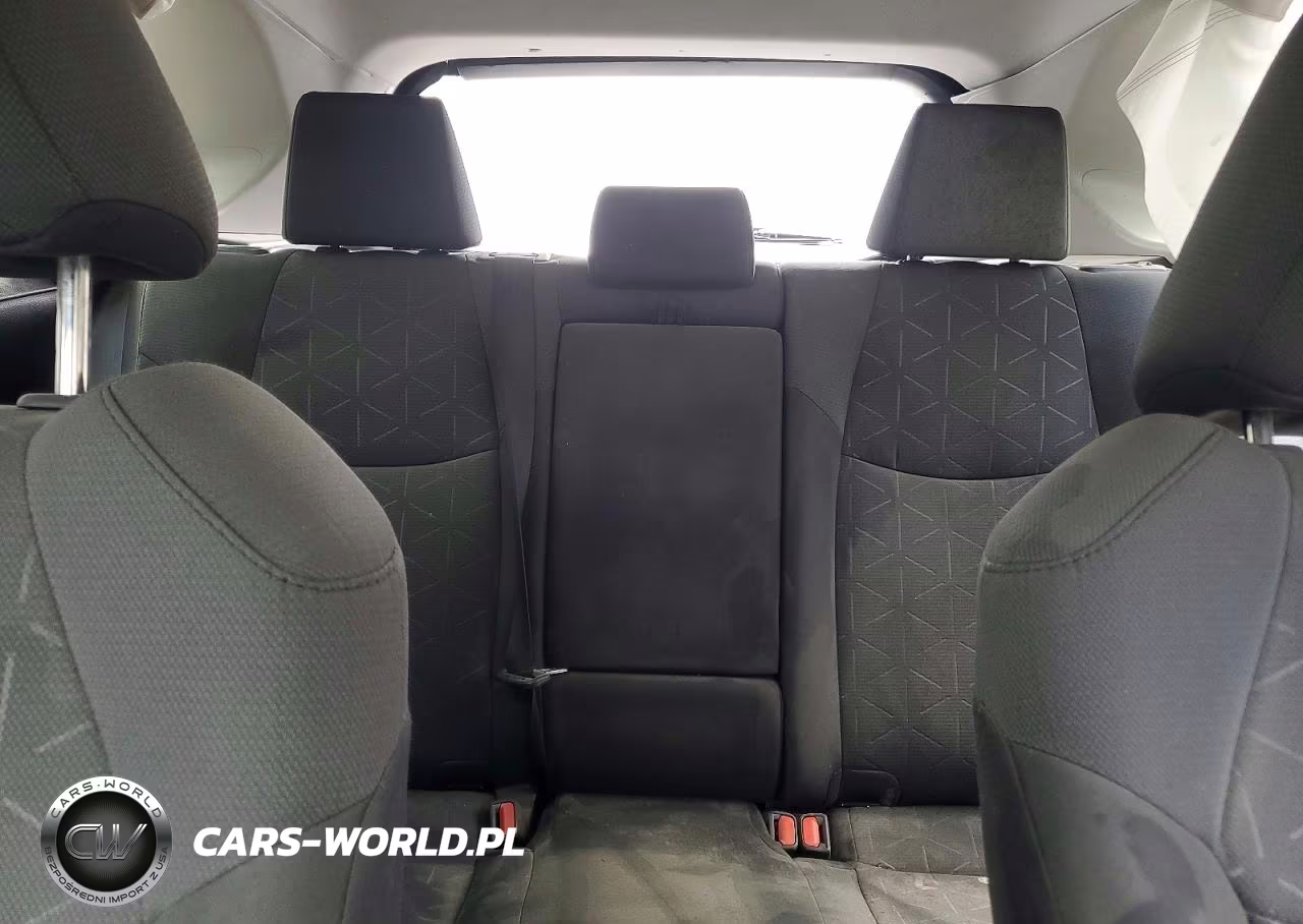 2021 Toyota Rav4 Xle VIN:2T3P1RFV2MW157002 - 10