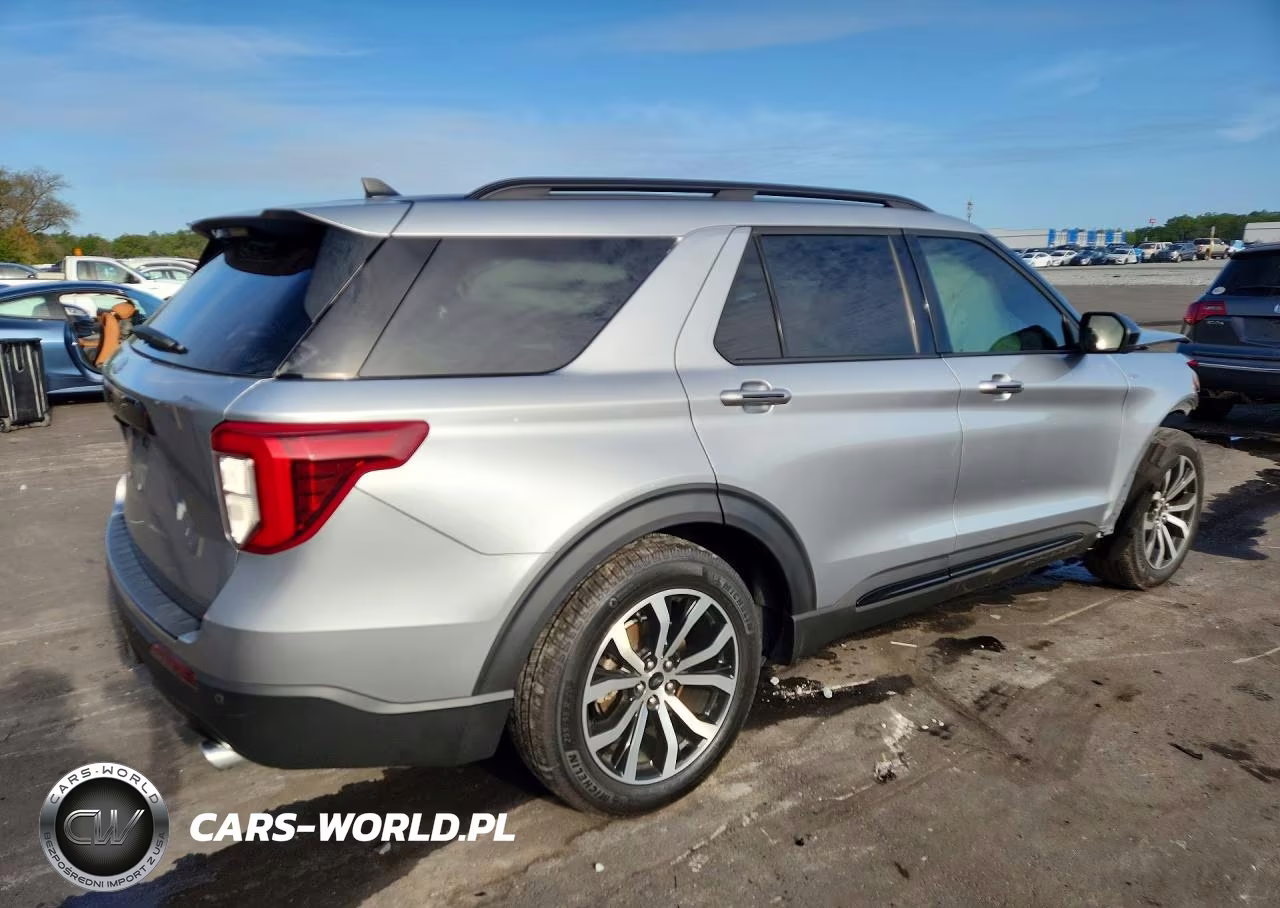 2023 Ford Explorer St-Line VIN:1FMSK7KH4PGA50301 - 3