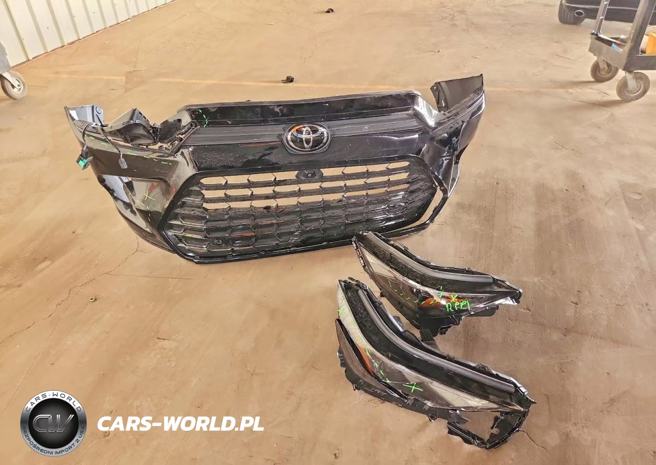 2026 Toyota Grand Highlander Hybrid Nightshade VIN:5TDACAB58TS079249 - 13