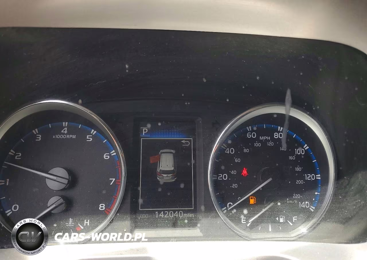 2018 Toyota Rav4 Limited VIN:JTMYFREV3JJ196909 - 9