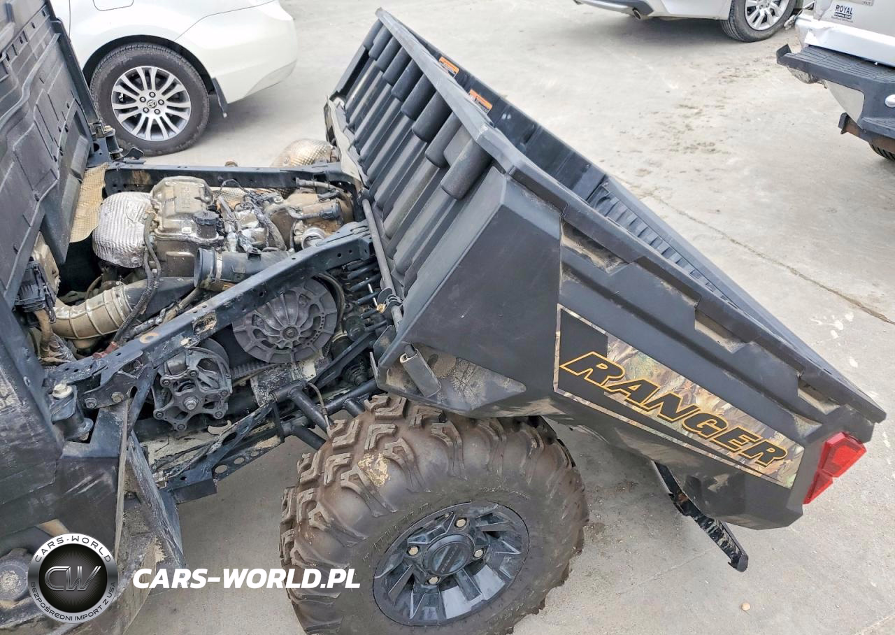 2024 Polaris Ranger Utility Vehicle VIN:4XATAE993R8453236 - 9