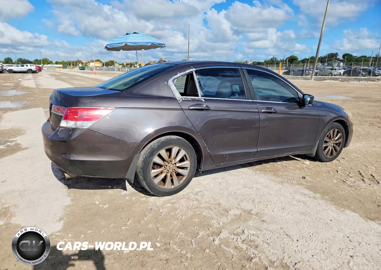 2011 Honda Accord Exl VIN:1HGCP2F84BA072187 - 3