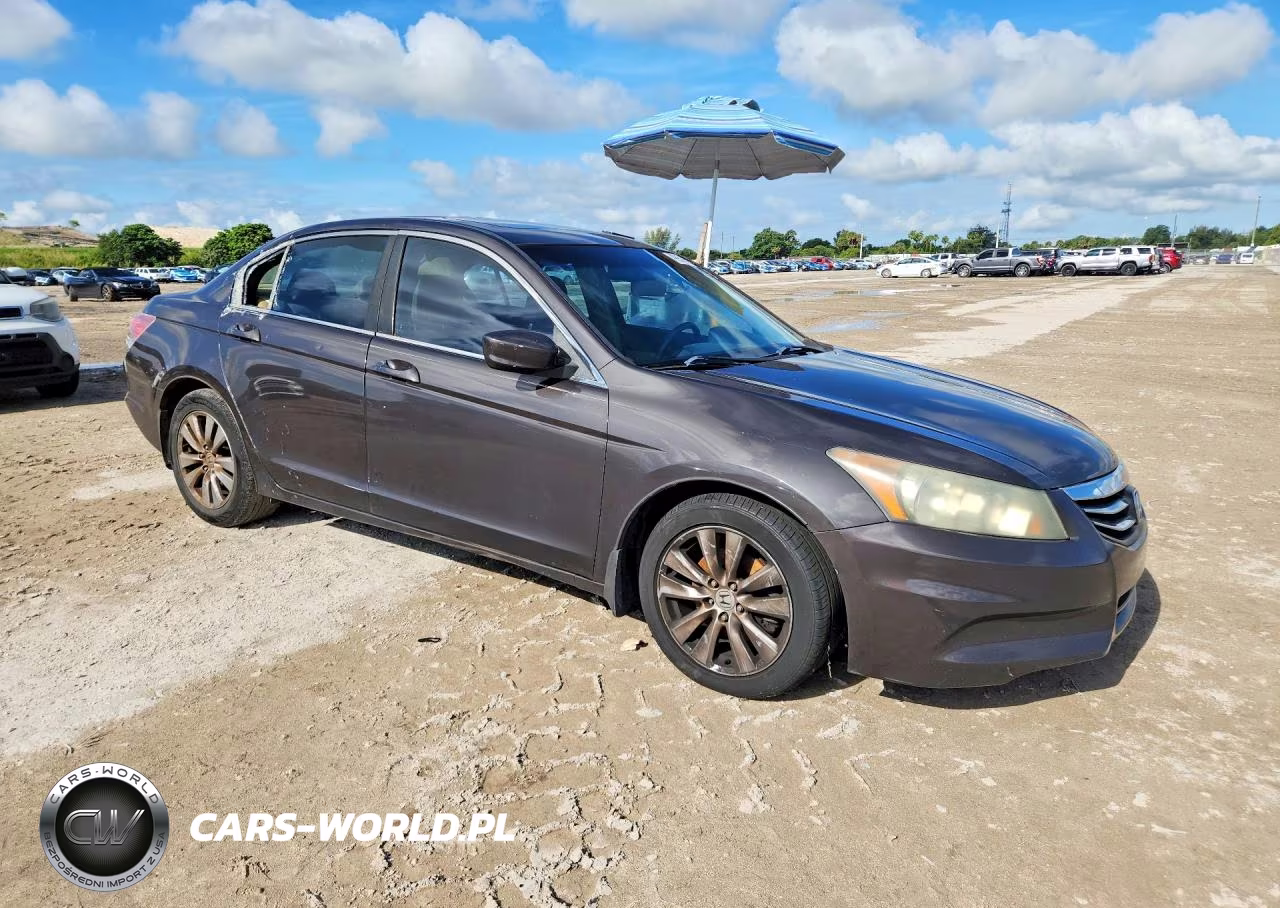 2011 Honda Accord Exl VIN:1HGCP2F84BA072187 - 4