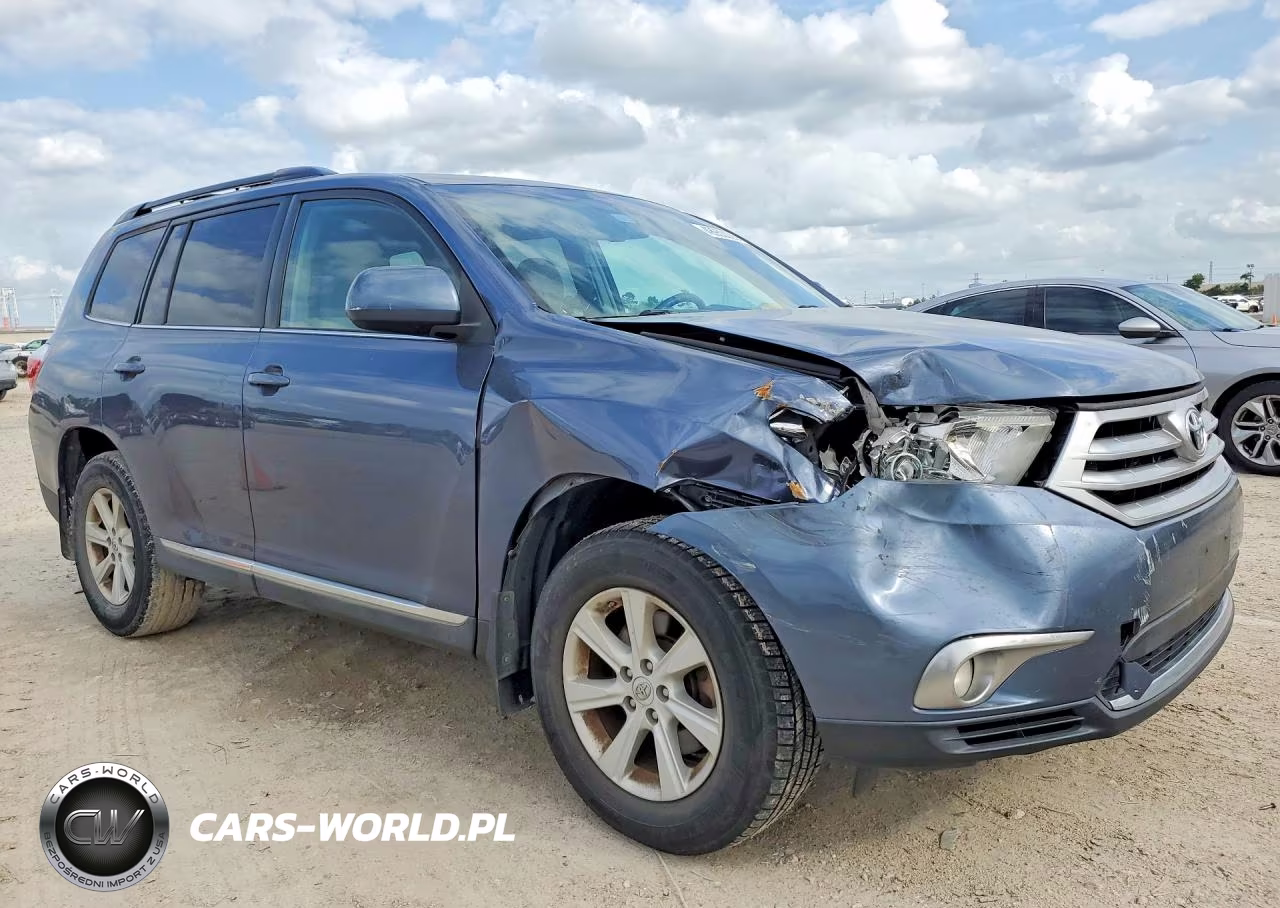 2012 Toyota Highlander Base VIN:5TDZK3EH1CS066737 - 4