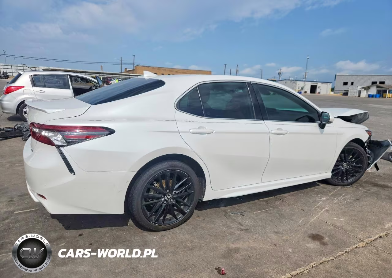 2021 Toyota Camry Xse VIN:4T1K61AK1MU551352 - 3
