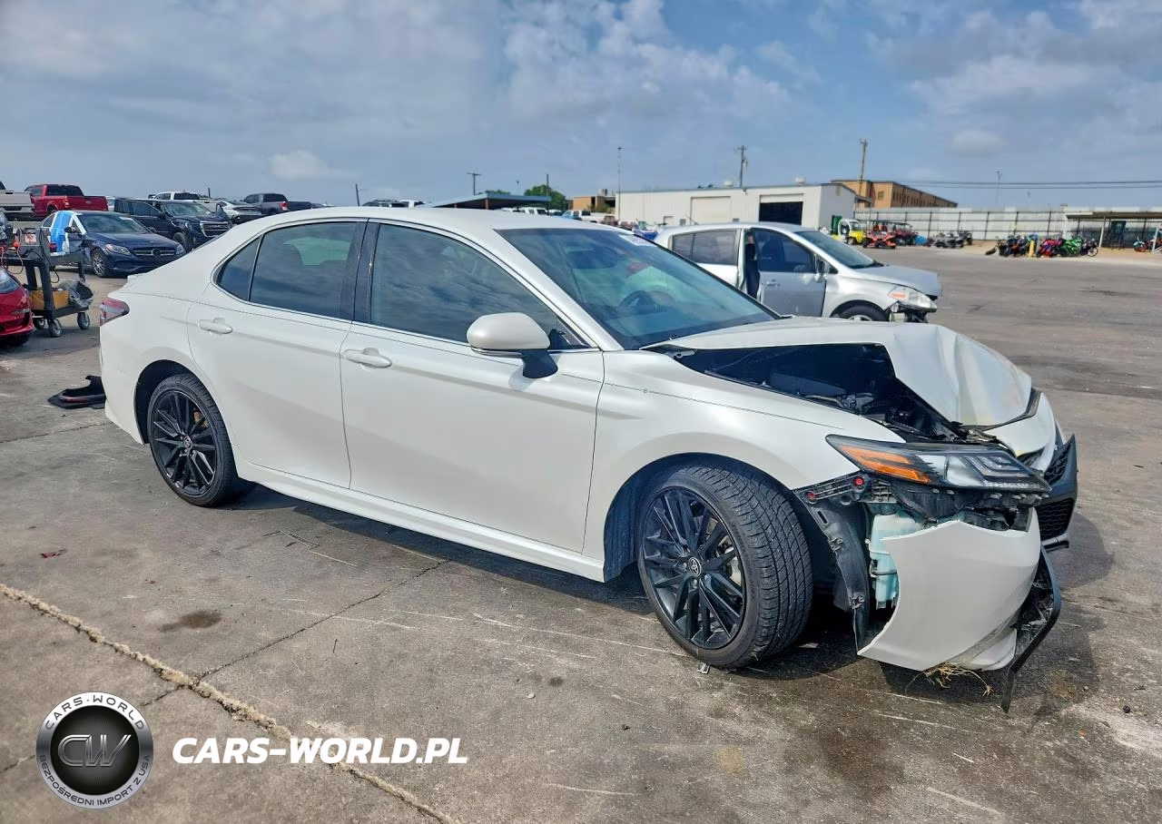 2021 Toyota Camry Xse VIN:4T1K61AK1MU551352 - 4